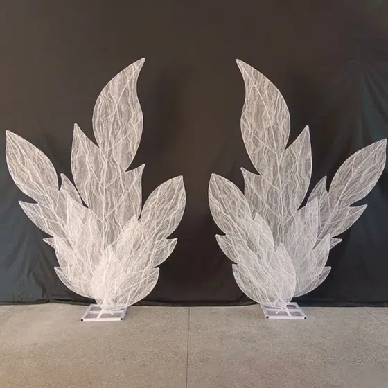 Leaf Luminous Wedding LED Floor Light in Iron and Fabric, detail view