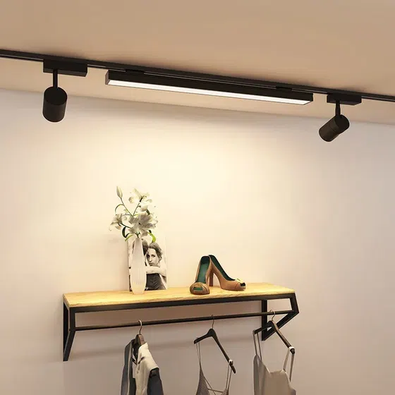 Magnetic Foldable LED COB Spot Grille Lamp Track Light in Aluminum, installed view