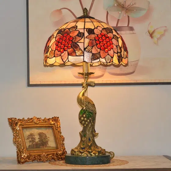 Retro Pastoral Copper Shell Table Light in Copper and Marble and Shell, detail view