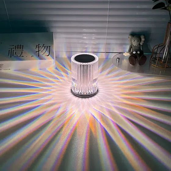 Transparent LED Linear Table Light in PS, detail view