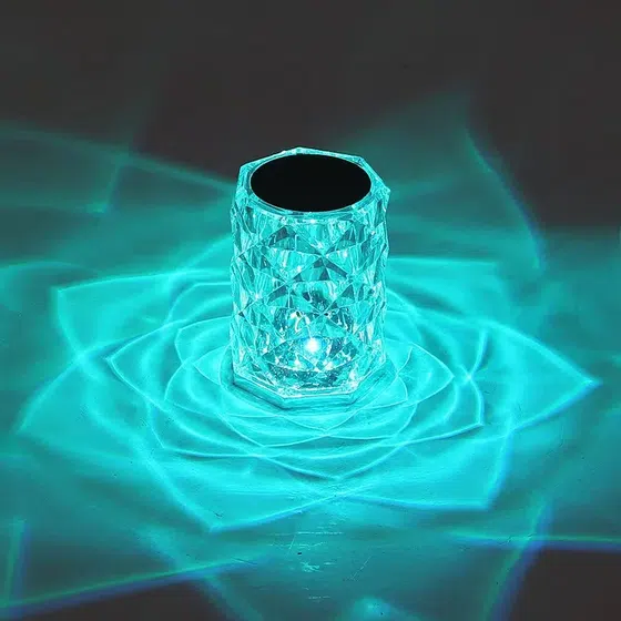 H21CM Transparent Rose Crystal LED Table Light in PS, scale view