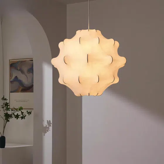 E27/E26 White Wave Silk Pendant Light in Iron and Silk, scale view