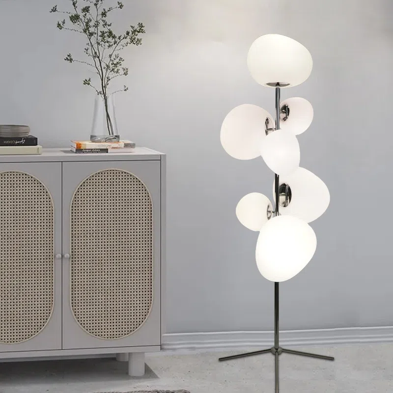 7 Head Egg H165cm Iron White Black Floor Lamp in Iron and Acrylic, product photograph