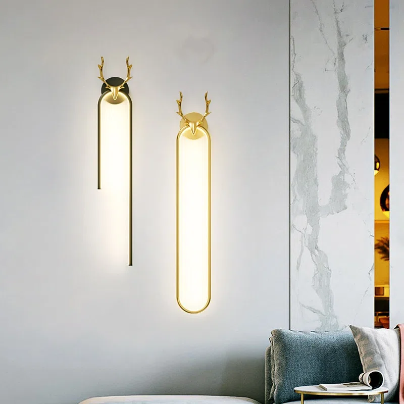 Black Golden LED Linear Wall Lamp in Iron and Copper, product photograph