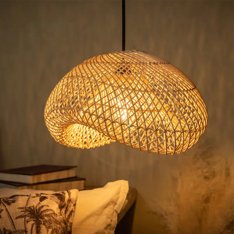 H40cm Retro Wood Rattan Pendant Light in Wood and Metal, product photograph