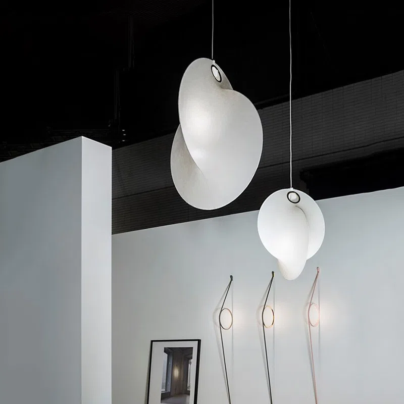 H74CM White Artificial Silk Pendant Lamp in Iron and Silk, product photograph