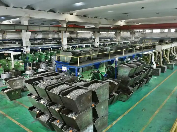 Thread rolling line