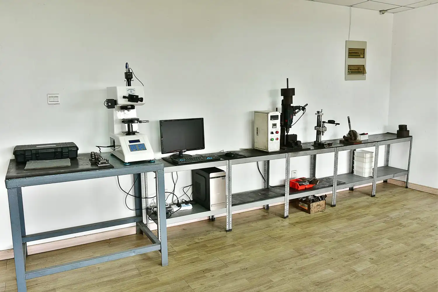 Quality control laboratory bench with measuring instruments