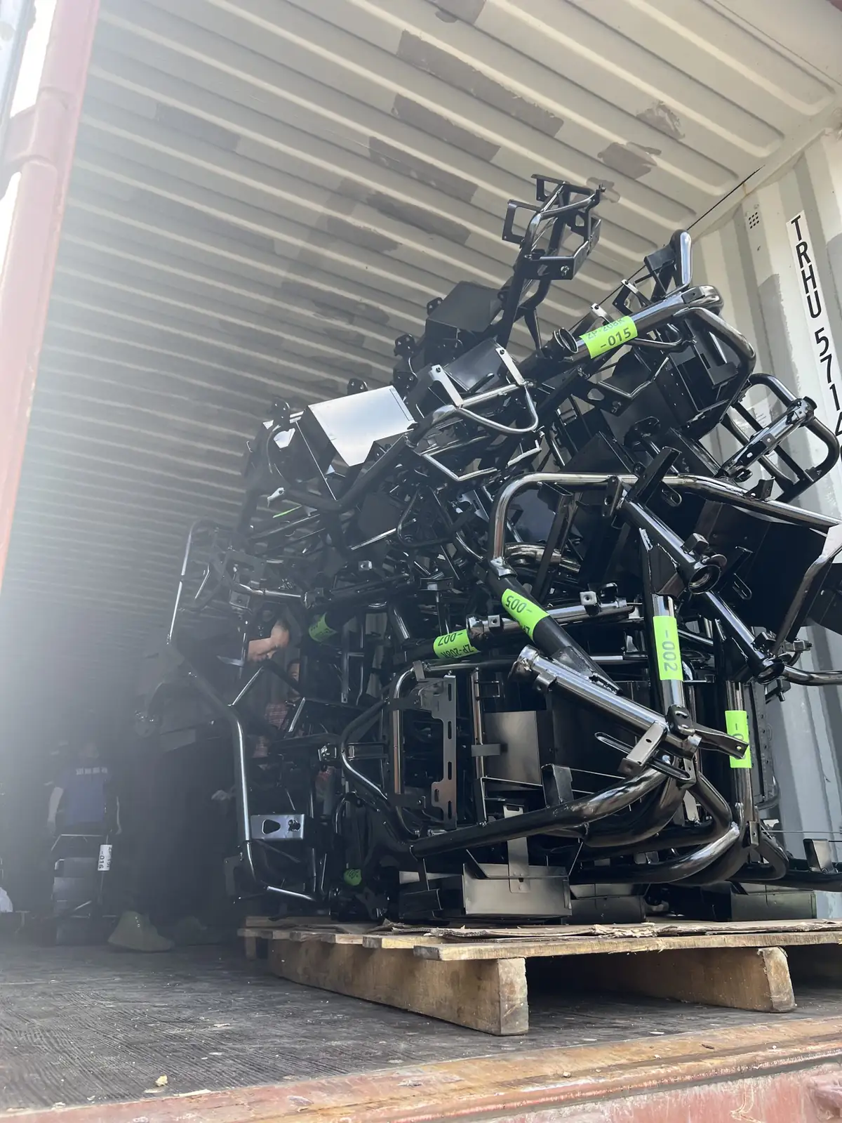 CKD container loading