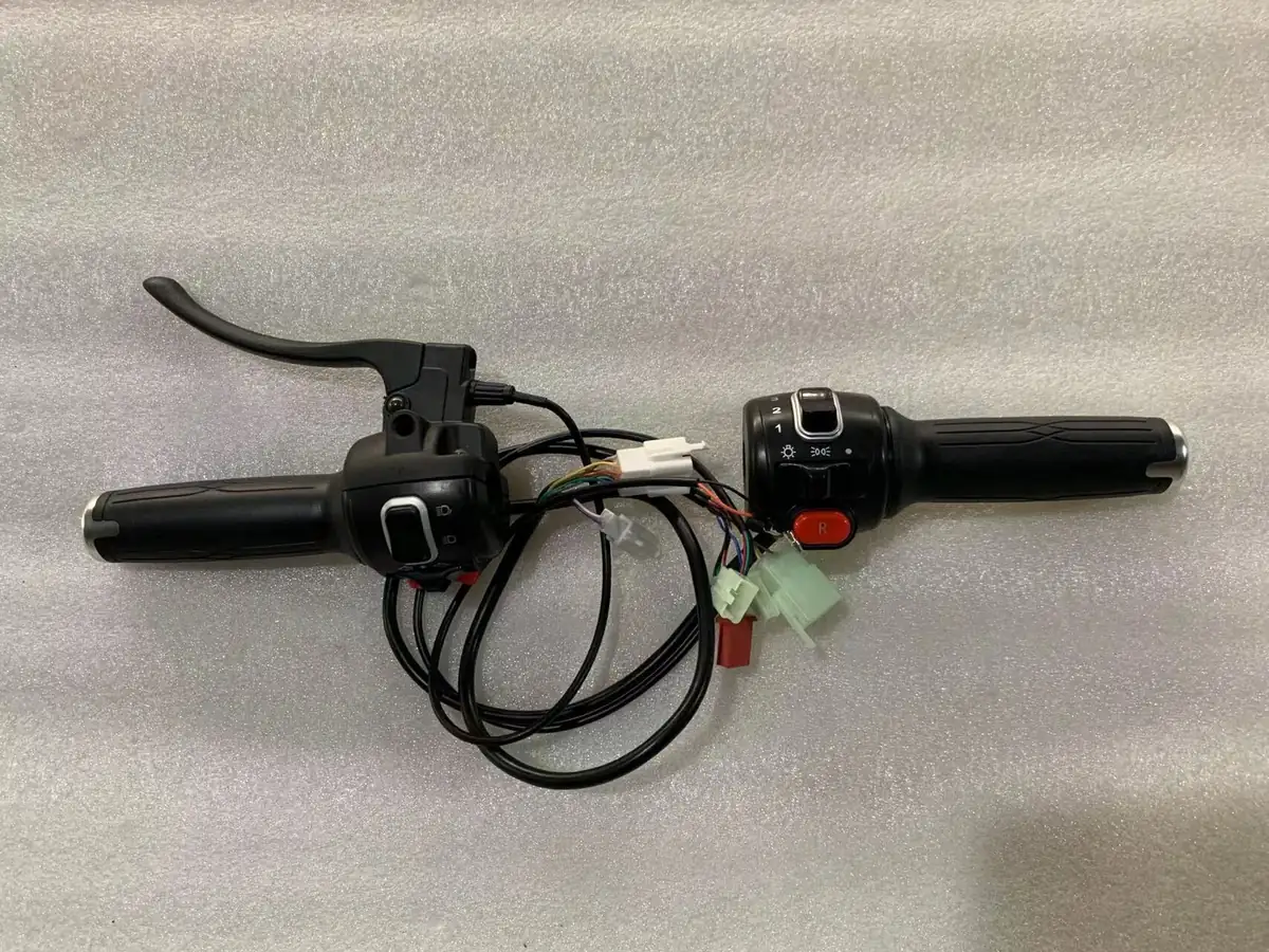 Speed-Adjusting Handlebar