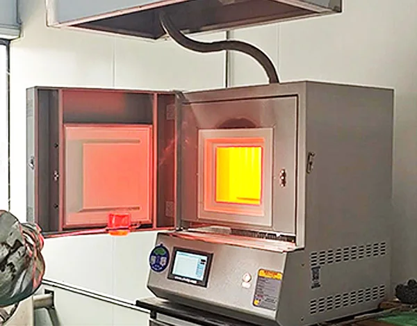The Role of High-Temperature Sintering Furnaces in Amorphous Quartz Preparation
