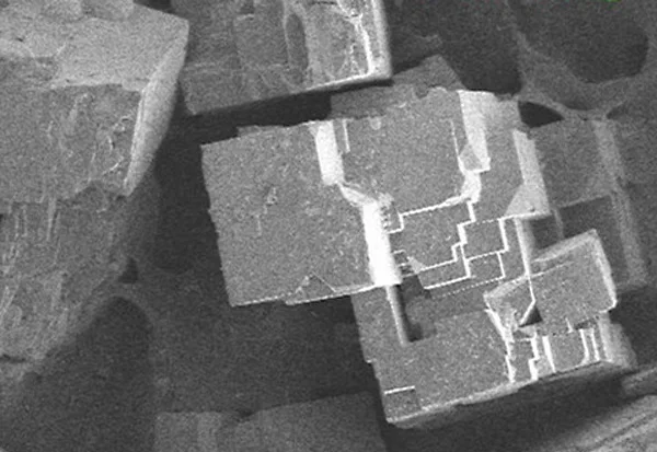 Solvothermal Synthesis of MOF Powder Materials: Process, Equipment, and Optimal Conditions