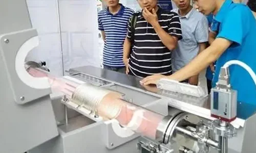 What is a horizontal tube furnace?