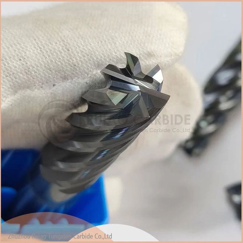 End Mills with 6 Flute